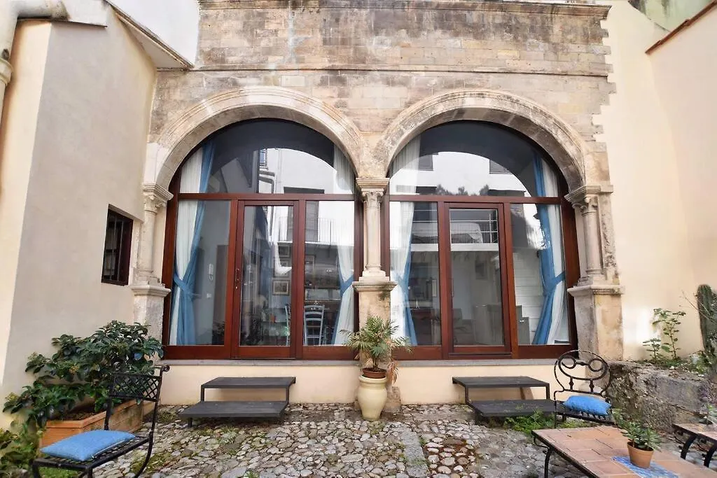 Iflat Agli Archetti Del Centro Appartement Palermo Italië
